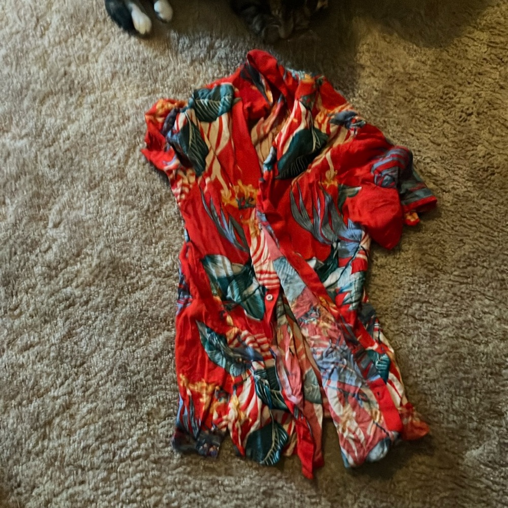 hawaiian shirt